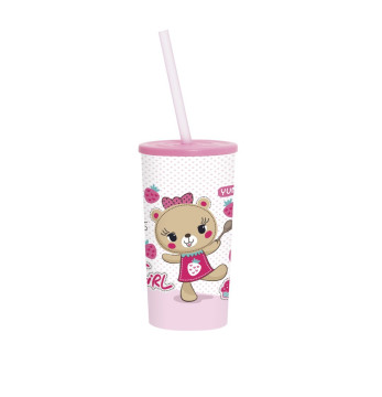 Стакан с соломинкой